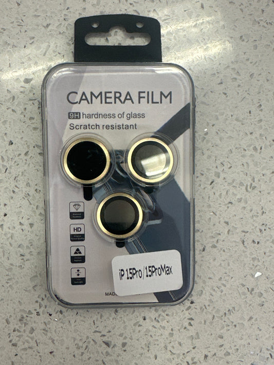 CAMARA PROTECTOR 15 PRO MAX GOLD